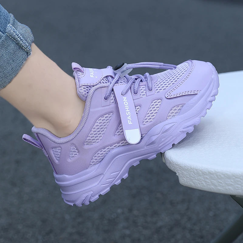 Kids sports sneakers