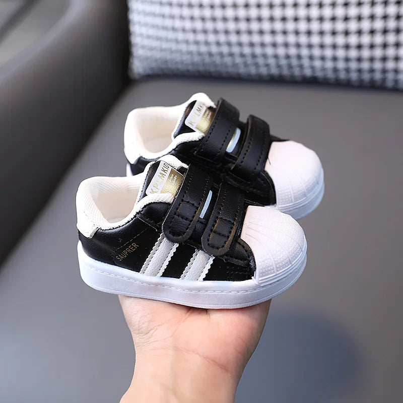 Toddler sneakers