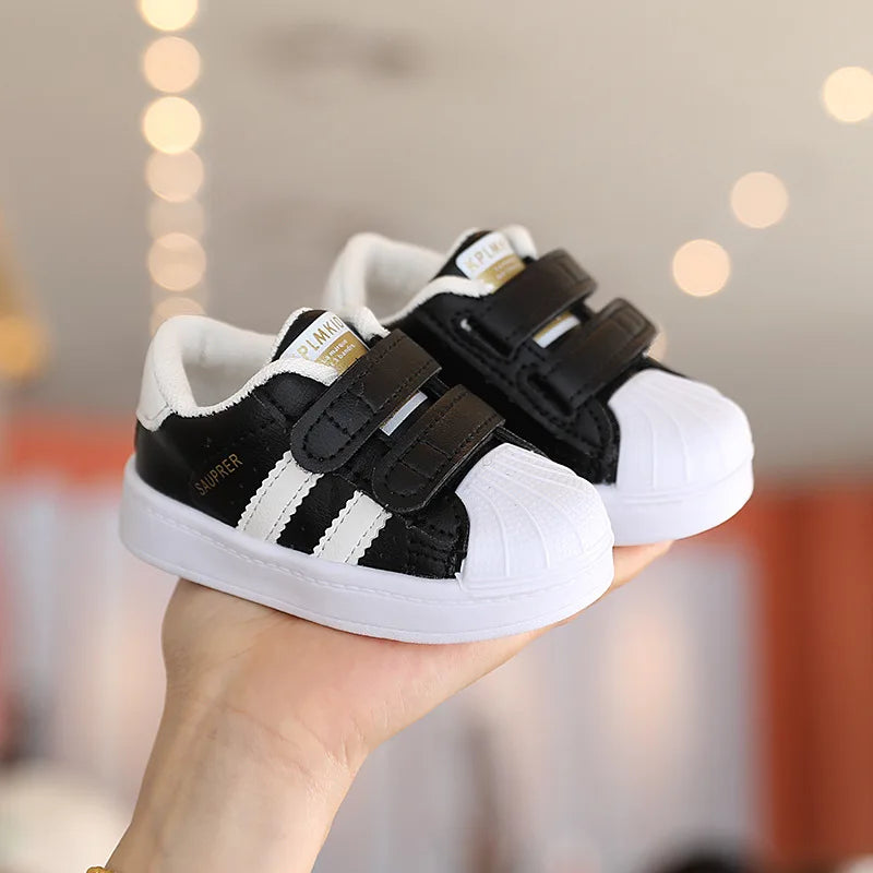 Toddler sneakers