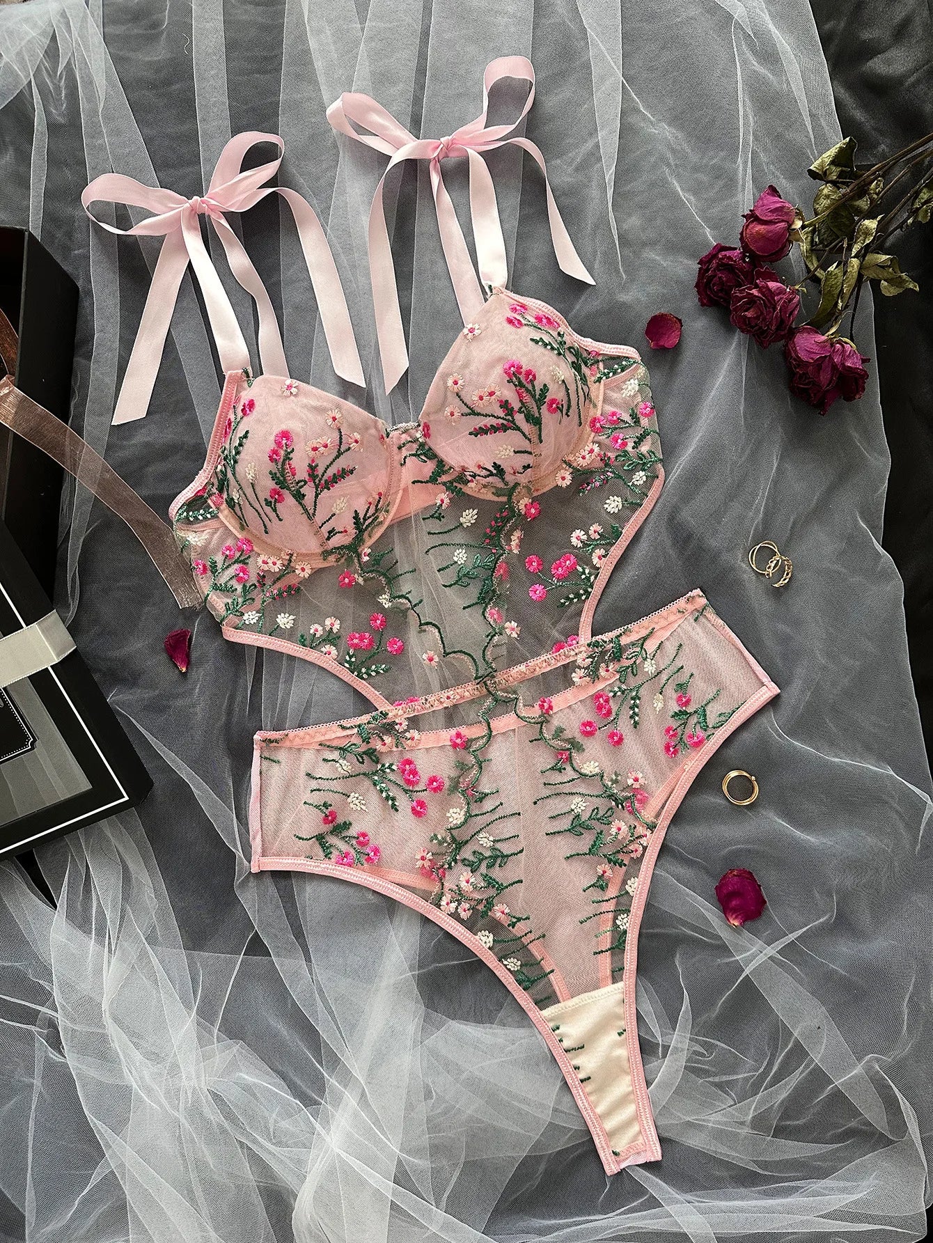 Lingerie for Ladies Bra and Panties Sets