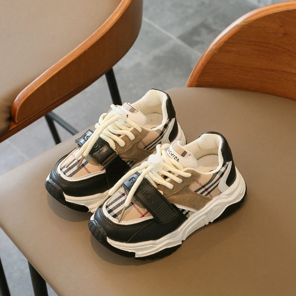 kid sports shoes