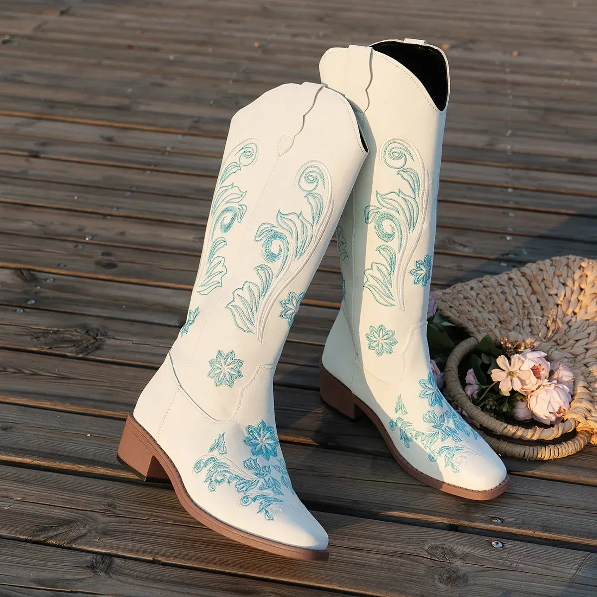 Embroidered Long Tube Boots
