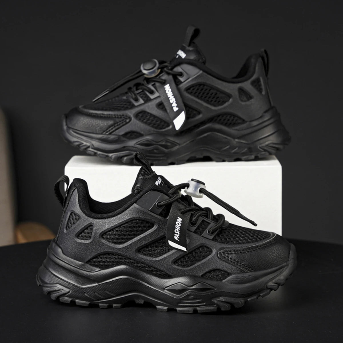 Kids sports sneakers