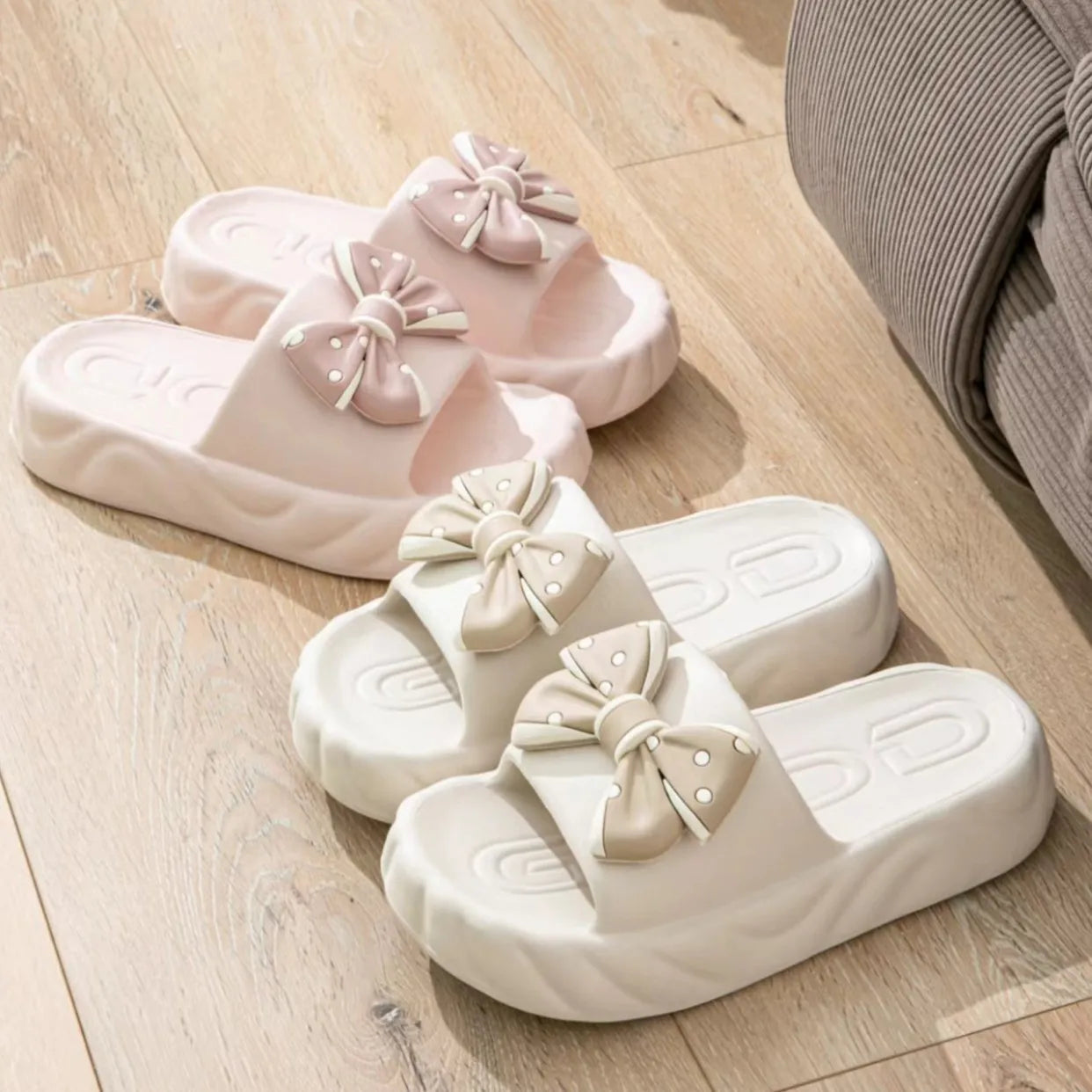Thick Bowtie Slides