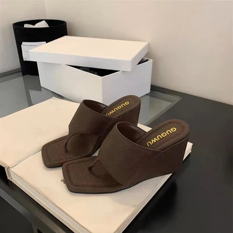 Bare Toe Flip Flops