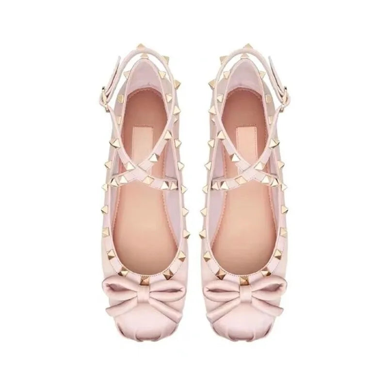 Shallow Round Toe Loafers