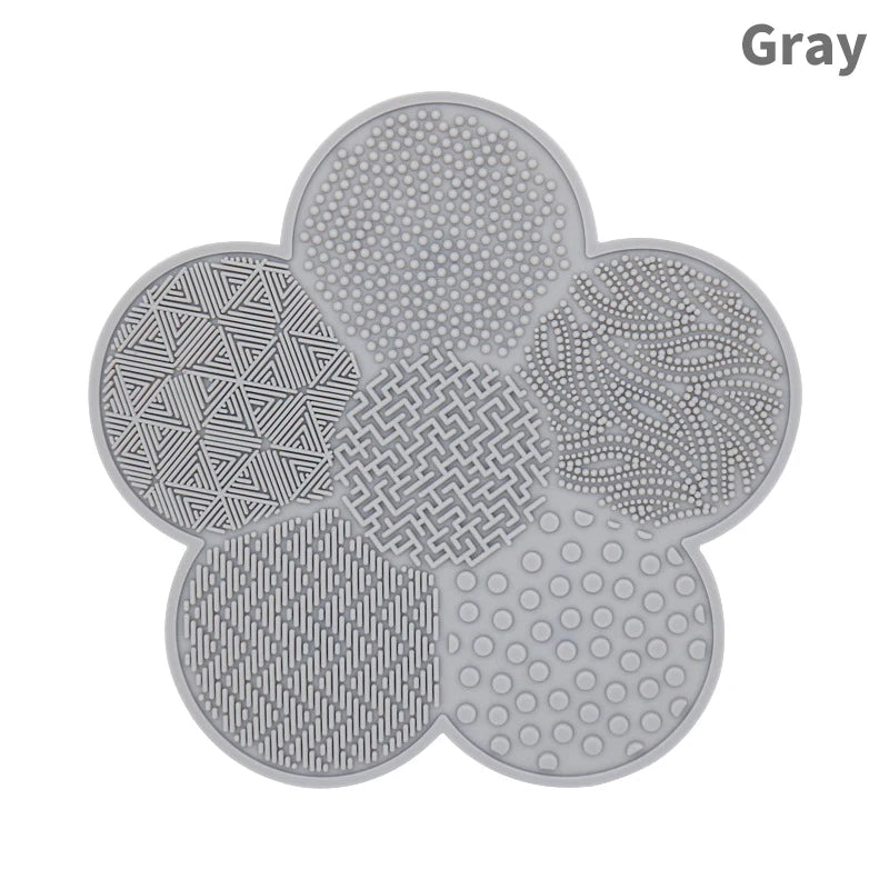 Silicon heart shaped makeup brush cleaner pads