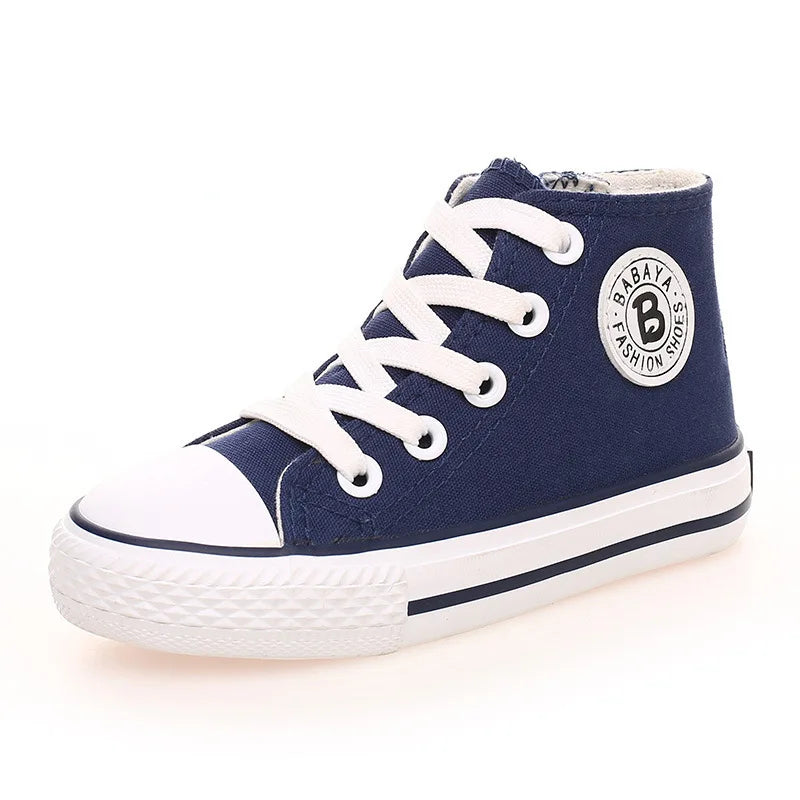 Kids canvas sneakers