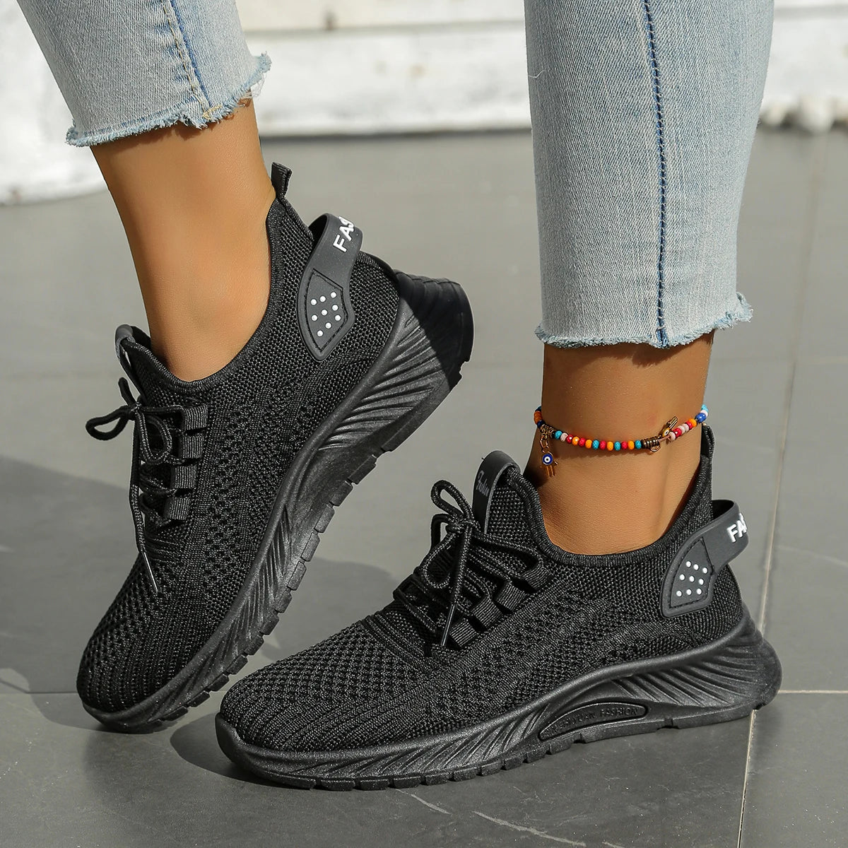 Women’s casual sneakers