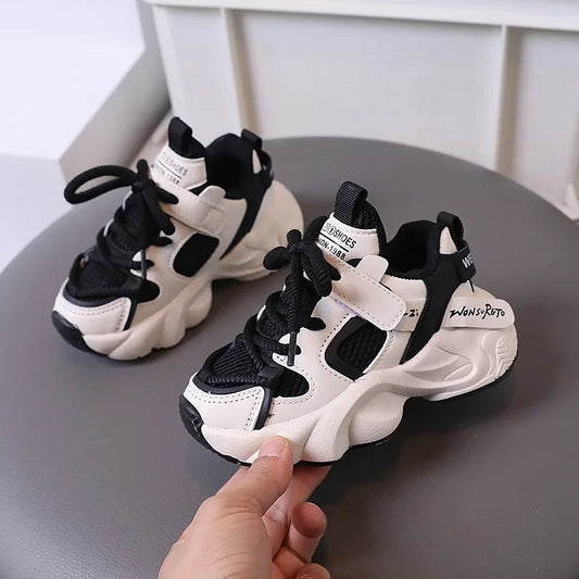 Kids' Athletic Shoes