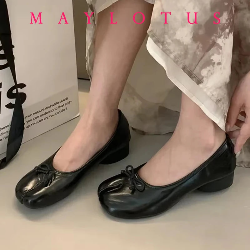 Split Toe Heel Tabi Shoes