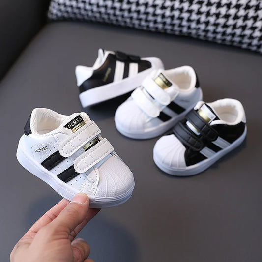 Toddler sneakers