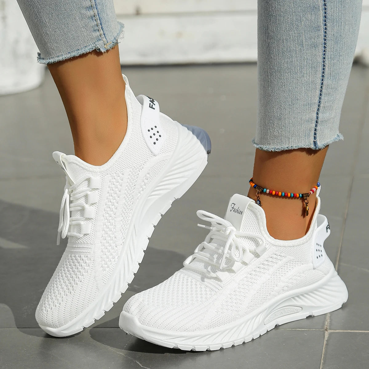 Women’s casual sneakers