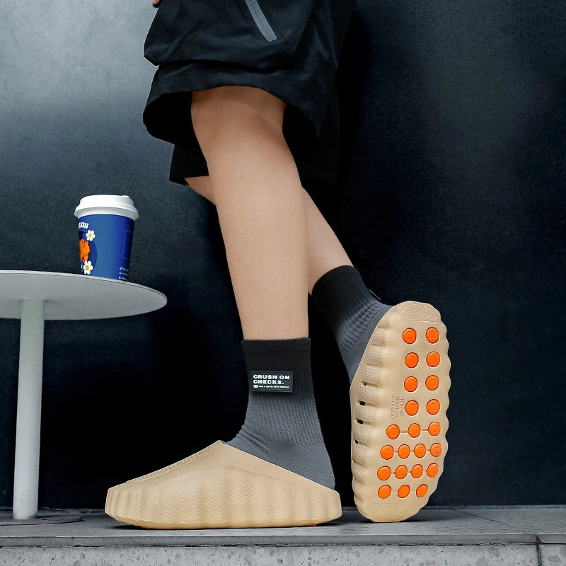 Men's house slides