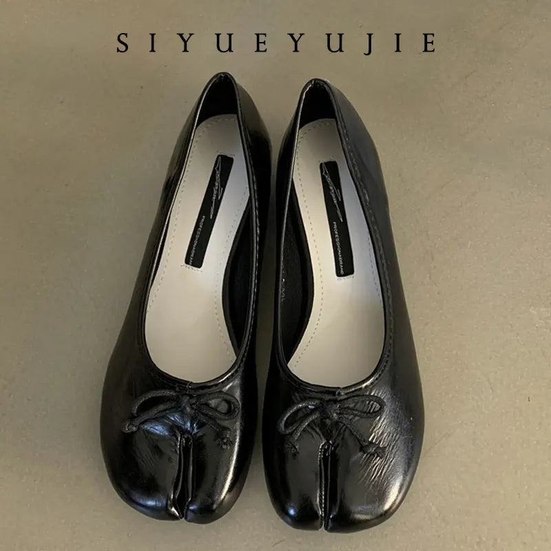 Split Toe Heel Tabi Shoes