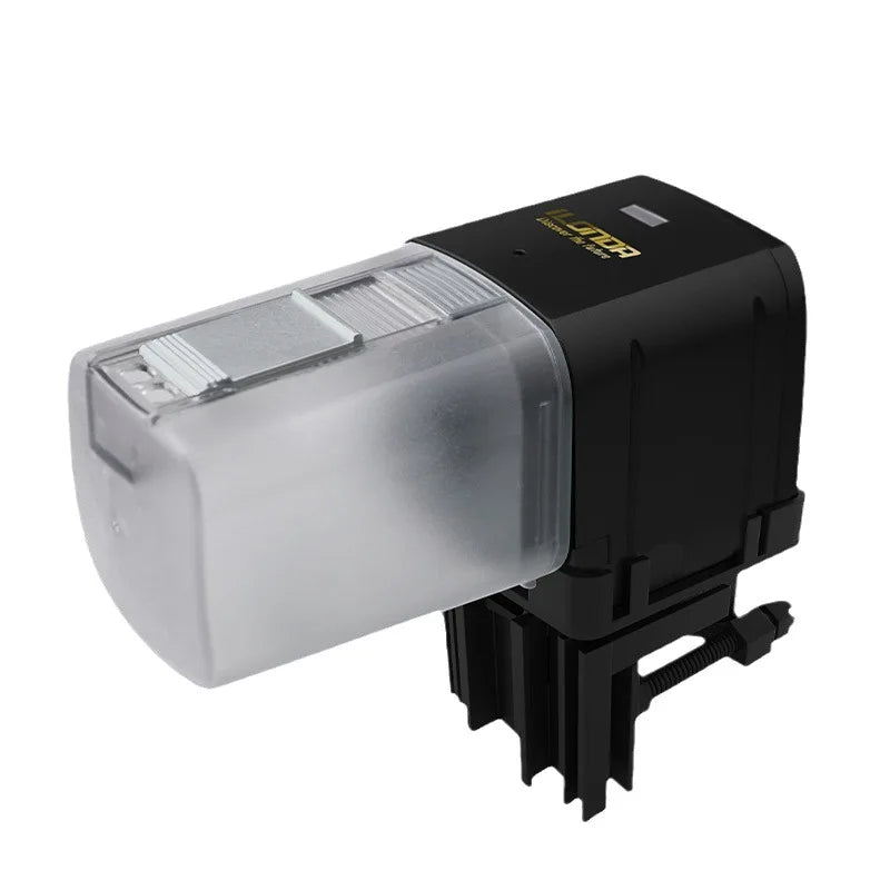 Automatic fish feeder