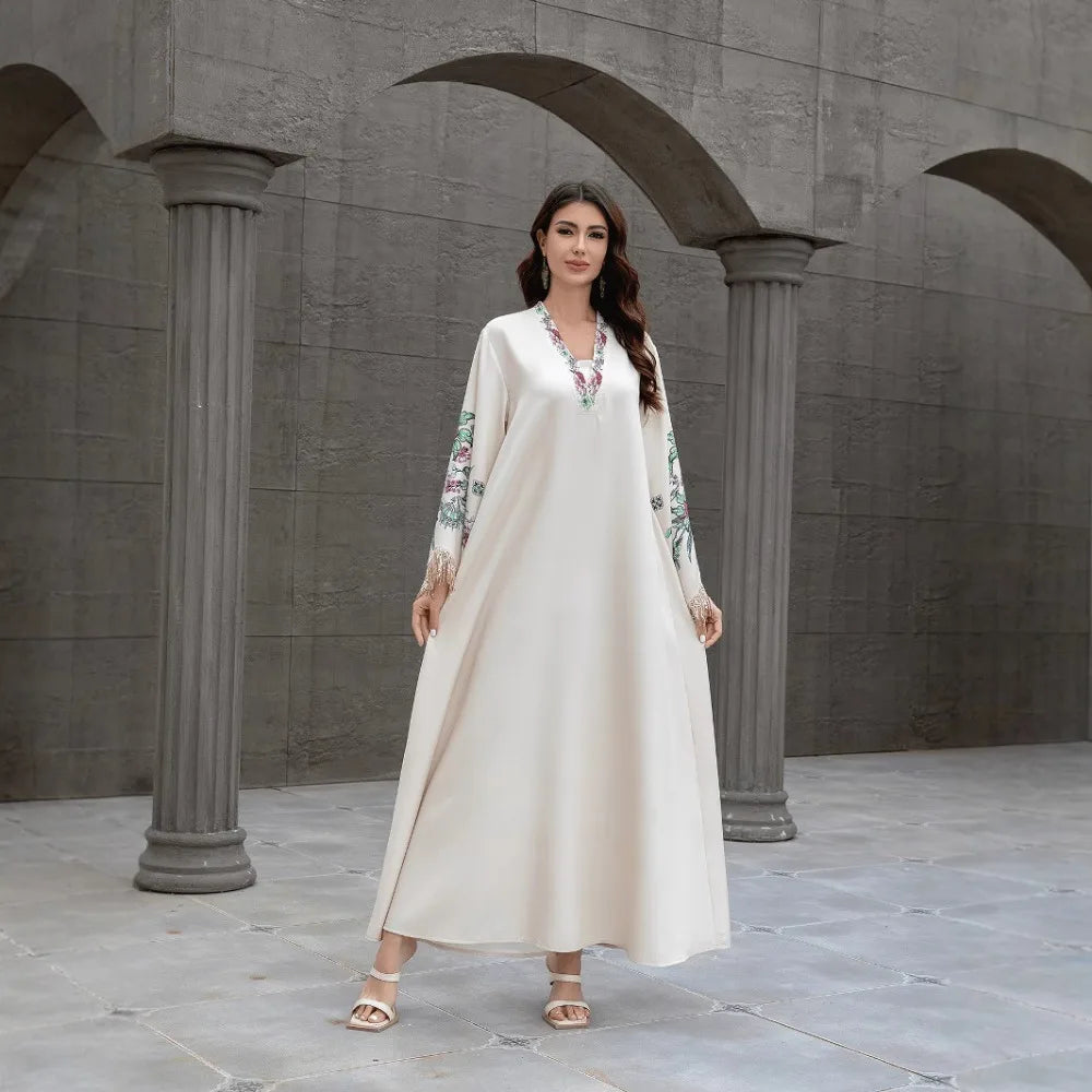 Dubai Muslim women's abaya