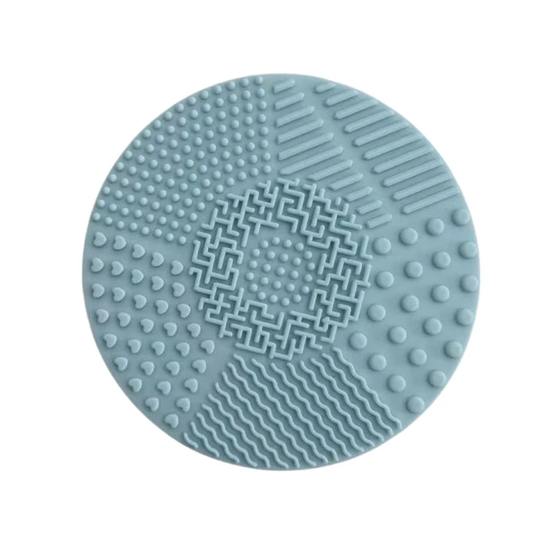 Silicon heart shaped makeup brush cleaner pads