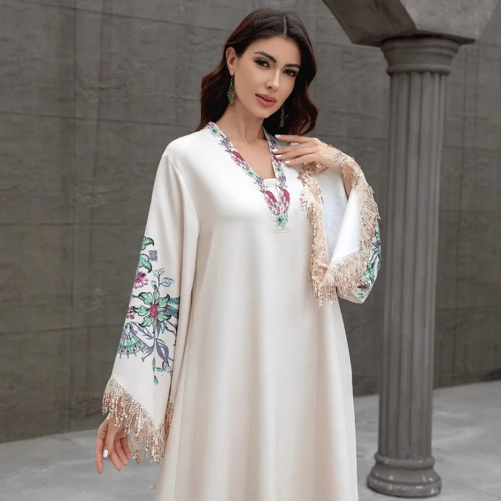 Dubai Muslim women's abaya