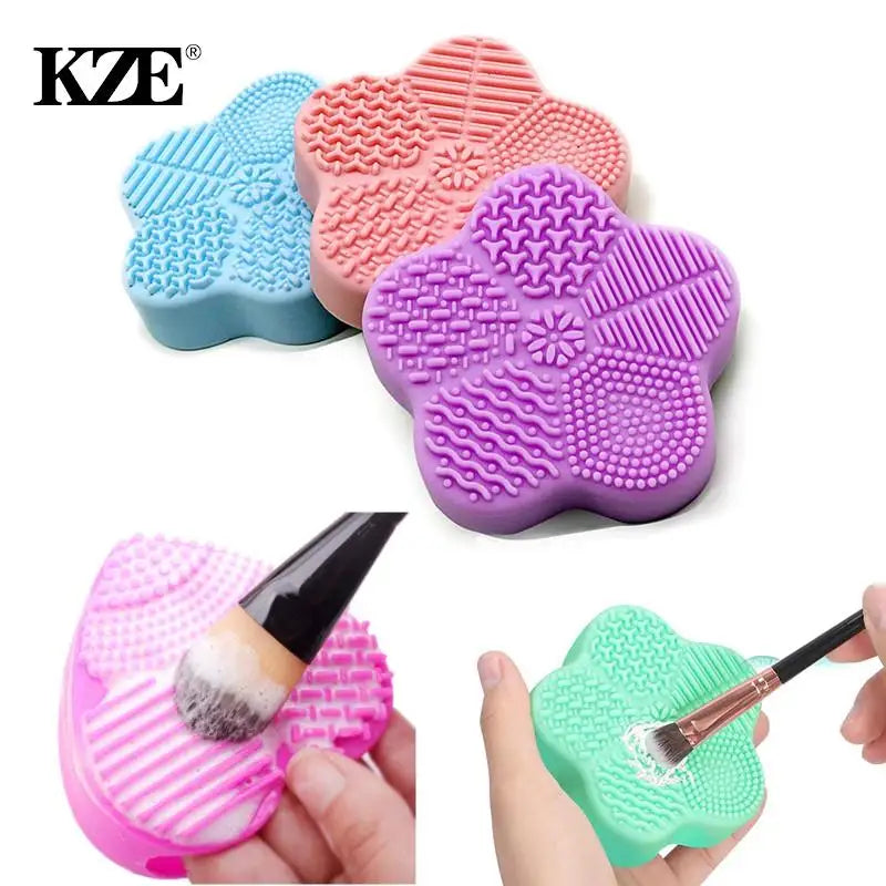 Silicon heart shaped makeup brush cleaner pads