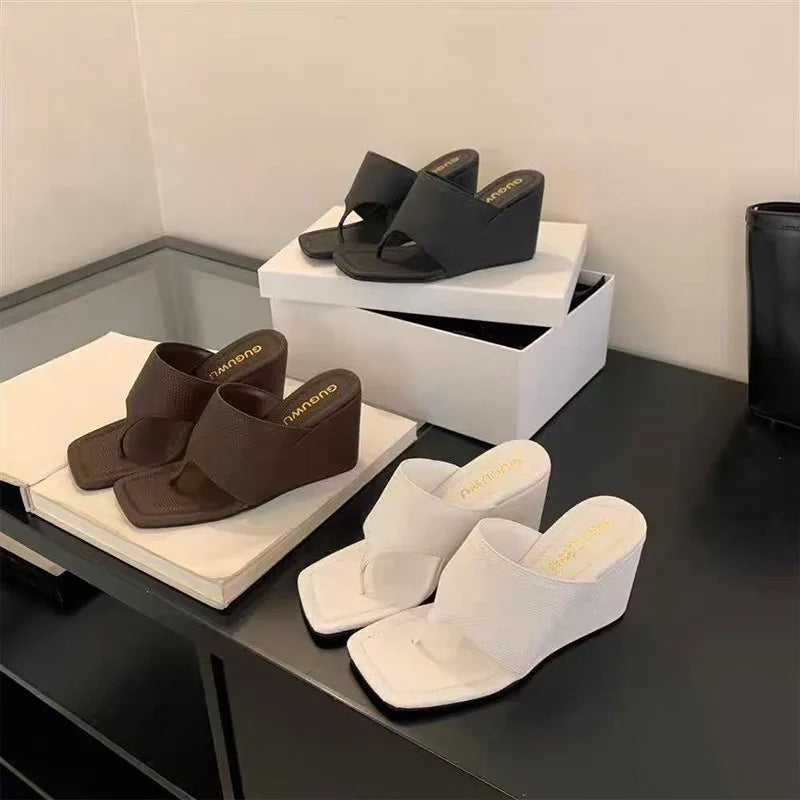 Bare Toe Flip Flops