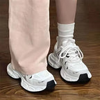 Women’s jogging sneakers